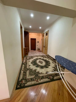 Satılır yeni tikili 2 otaqlı 105 m², Neftçilər m.-8