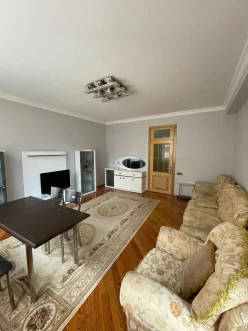 Satılır yeni tikili 2 otaqlı 105 m², Neftçilər m.-2