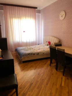 Satılır yeni tikili 3 otaqlı 135 m², Nərimanov r.-3