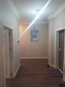 Satılır köhnə tikili 2 otaqlı 75 m², Nəriman Nərimanov m.-12