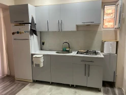 Satılır yeni tikili 2 otaqlı 90 m², İnşaatçılar m. Satılır yeni tikili 2 otaqlı 90 m², İnşaatçılar m.