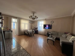 Satılır yeni tikili 3 otaqlı 90 m², İnşaatçılar m.-3