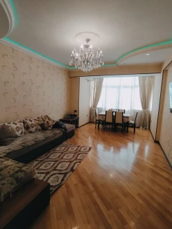 Satılır yeni tikili 3 otaqlı 90 m², İnşaatçılar m.-9