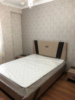 Satılır yeni tikili 2 otaqlı 86 m², İnşaatçılar m.-4