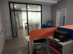 İcarə ofis 10 otaqlı 350 m², Nəsimi r.-12