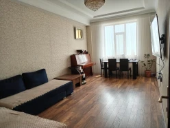 Satılır yeni tikili 5 otaqlı 132 m², Sahil q.-7