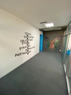 Satılır ofis 5 otaqlı 250 m², Nərimanov r.-8