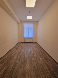 İcarə ofis 6 otaqlı 300 m², Xətai r.-21