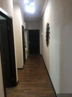 Satılır yeni tikili 2 otaqlı 60 m², İnşaatçılar m.-4