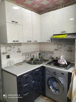 Satılır köhnə tikili 3 otaqlı 60 m²,  Həzi Aslanov m.-14