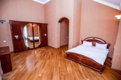 İcarə ev/villa 10 otaqlı 900 m²,  Səbail-14