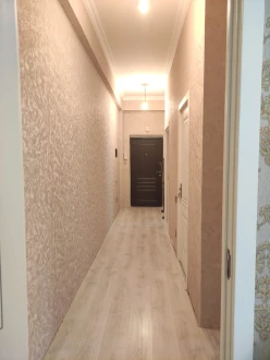 Satılır yeni tikili 2 otaqlı 60 m², İnşaatçılar m.-4