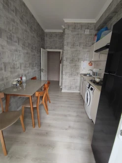 Satılır yeni tikili 2 otaqlı 60 m², İnşaatçılar m.-9