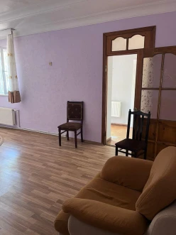 Satılır ev/villa 3 otaqlı 80 m², İnşaatçılar m.-16