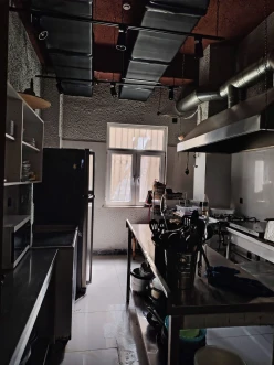 Satılır obyekt 130 m²,  Memar Əcəmi m.-6