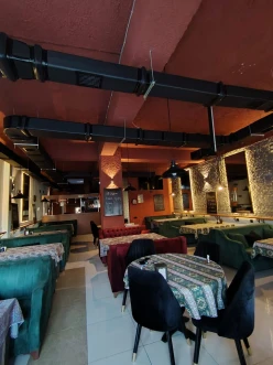 Satılır obyekt 130 m²,  Memar Əcəmi m.-9