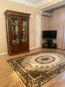 Satılır yeni tikili 3 otaqlı 105 m², İnşaatçılar m.-7