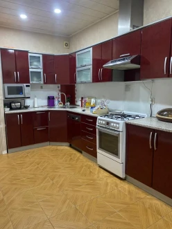 Satılır yeni tikili 3 otaqlı 105 m², İnşaatçılar m.-9