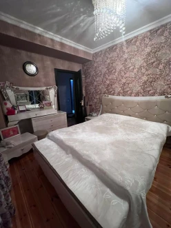 Satılır yeni tikili 2 otaqlı 62 m², İnşaatçılar m.-5