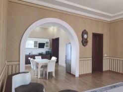 Satılır yeni tikili 4 otaqlı 200 m², Xaçmaz-8