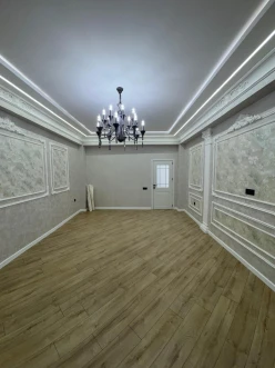 Satılır yeni tikili 3 otaqlı 130 m²,  İnşaatçılar m.-5