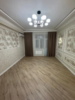 Satılır yeni tikili 3 otaqlı 130 m²,  İnşaatçılar m.-8