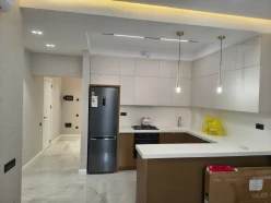 İcarə yeni tikili 2 otaqlı 85 m²,  Nizami m.-5
