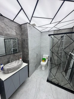 Satılır yeni tikili 3 otaqlı 130 m²,  İnşaatçılar m.-14