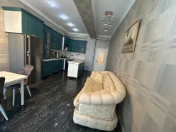 İcarə yeni tikili 3 otaqlı 180 m²,  Elmlər Akademiyası m.-12