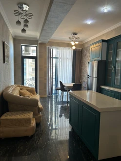 İcarə yeni tikili 3 otaqlı 180 m²,  Elmlər Akademiyası m.-11