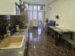 İcarə yeni tikili 4 otaqlı 180 m²,  Nəsimi-18