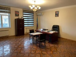 İcarə ofis 1 otaqlı 520 m²,  Memar Əcəmi m.-8