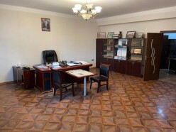 İcarə ofis 1 otaqlı 520 m²,  Memar Əcəmi m.-3
