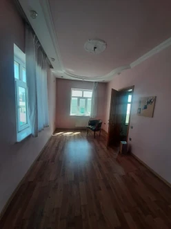 Satılır yeni tikili 4 otaqlı 310 m², Masazır q.-9