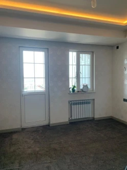 Satılır yeni tikili 3 otaqlı 95 m², Neftçilər m.-9