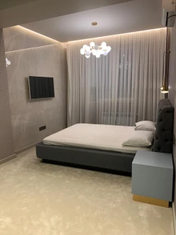 Satılır yeni tikili 3 otaqlı 95 m², Neftçilər m.-13