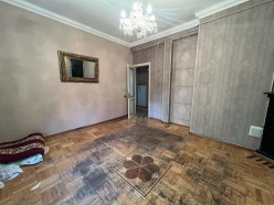 İcarə köhnə tikili 3 otaqlı 75 m², Nəsimi r.-4