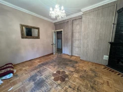 İcarə köhnə tikili 3 otaqlı 75 m², Nəsimi r.-3