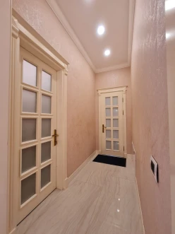 Satılır ev/villa 7 otaqlı 330 m², İnşaatçılar m.-6