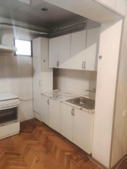 İcarə yeni tikili 3 otaqlı 80 m², İnşaatçılar m.-20