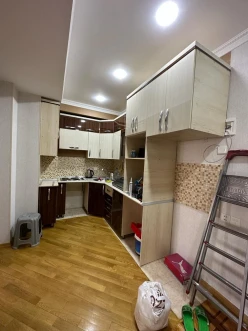 Satılır yeni tikili 2 otaqlı 70 m², Yasamal q.-9