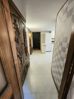 İcarə köhnə tikili 2 otaqlı 75 m²,  Səbail-9