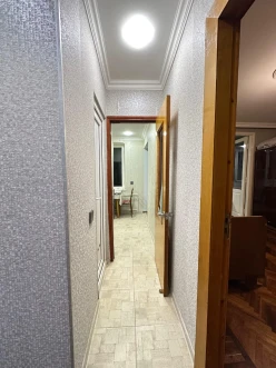 İcarə köhnə tikili 2 otaqlı 60 m², İnşaatçılar m.-8 İcarə köhnə tikili 2 otaqlı 60 m², İnşaatçılar m.-8