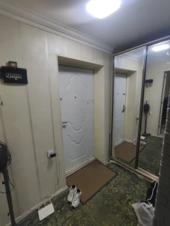 Satılır köhnə tikili 2 otaqlı 38 m², İnşaatçılar m.-2 Satılır köhnə tikili 2 otaqlı 38 m², İnşaatçılar m.-2