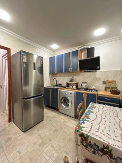 İcarə köhnə tikili 2 otaqlı 60 m², İnşaatçılar m.-7 İcarə köhnə tikili 2 otaqlı 60 m², İnşaatçılar m.-7