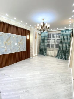 Satılır yeni tikili 2 otaqlı 60 m², İnşaatçılar m.-6