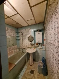 Satılır köhnə tikili 2 otaqlı 60 m²,  Bakıxanov-10