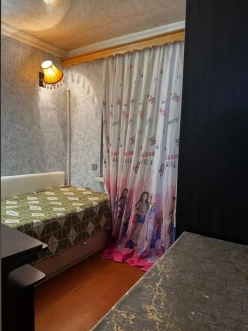 Satılır köhnə tikili 3 otaqlı 47 m²,  Bakıxanov-6