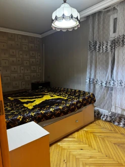Satılır köhnə tikili 3 otaqlı 47 m²,  Bakıxanov-3