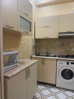 Satılır yeni tikili 2 otaqlı 60 m², Yasamal q.-38